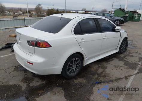 2017 Mitsubishi Lancer Es z USA, uszkodzony, nr VIN JA32U2FU4HU007894